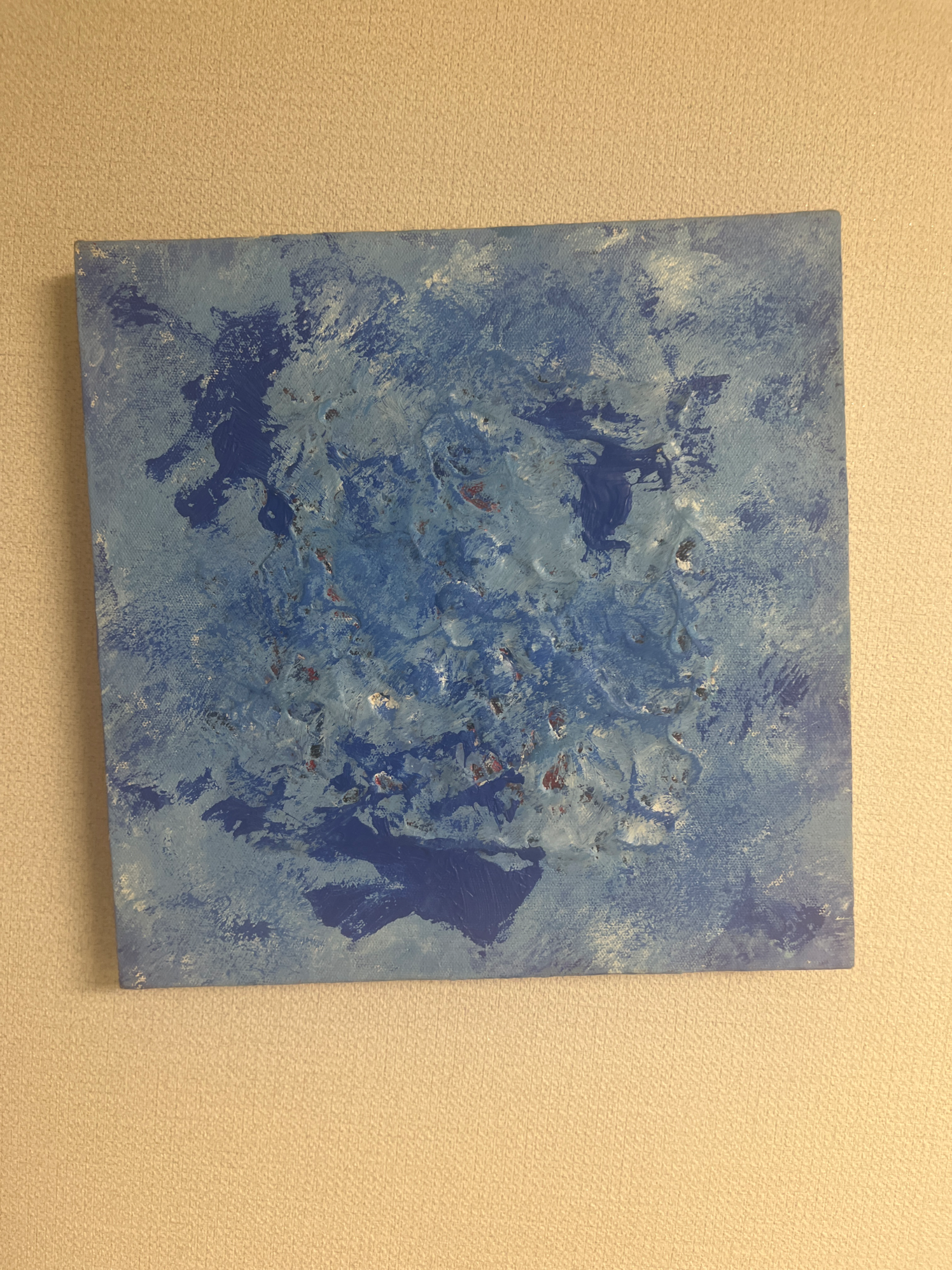 박현주, 〈꿈틀거리다3〉, 아크릴화, 25x25cm — 가운데로 밀려 모인 흰 물감과 그 속에 박힌 붉은 알갱이들