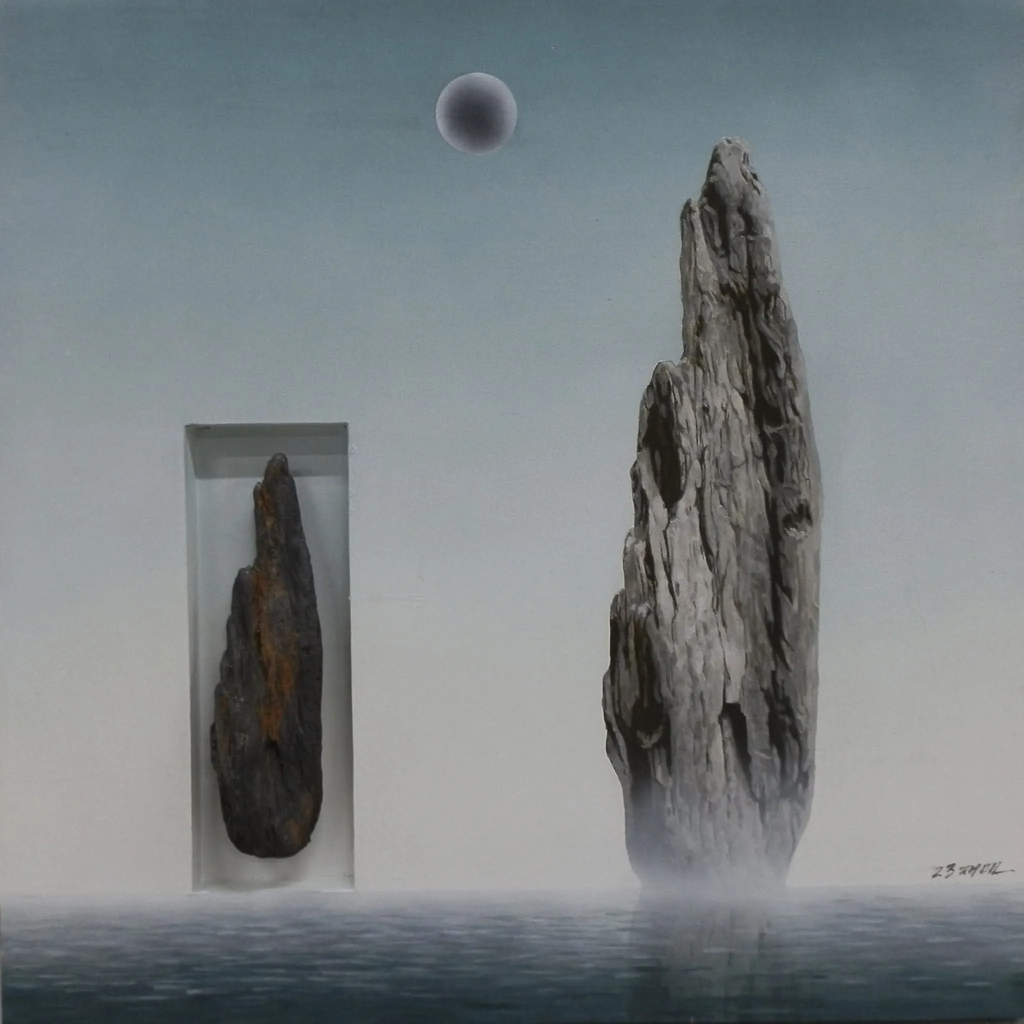 이재민, 〈아직도 어두운 밤1〉, 캔버스에 돌과 아크릴, 61x61cm — 실제 돌이 박힌 감실과 안개 속 바위가 마주 선 화면