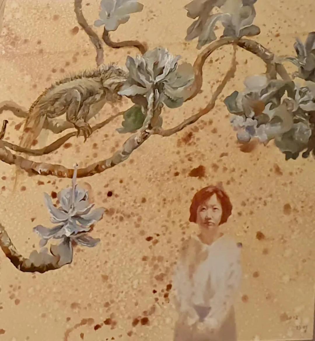 고자영, 〈이동식 정원 69-사라지는 3〉, 캔버스에 유채·아크릴채색, 60x60cm — 덩굴과 도마뱀 아래에서 흐려지는 인물