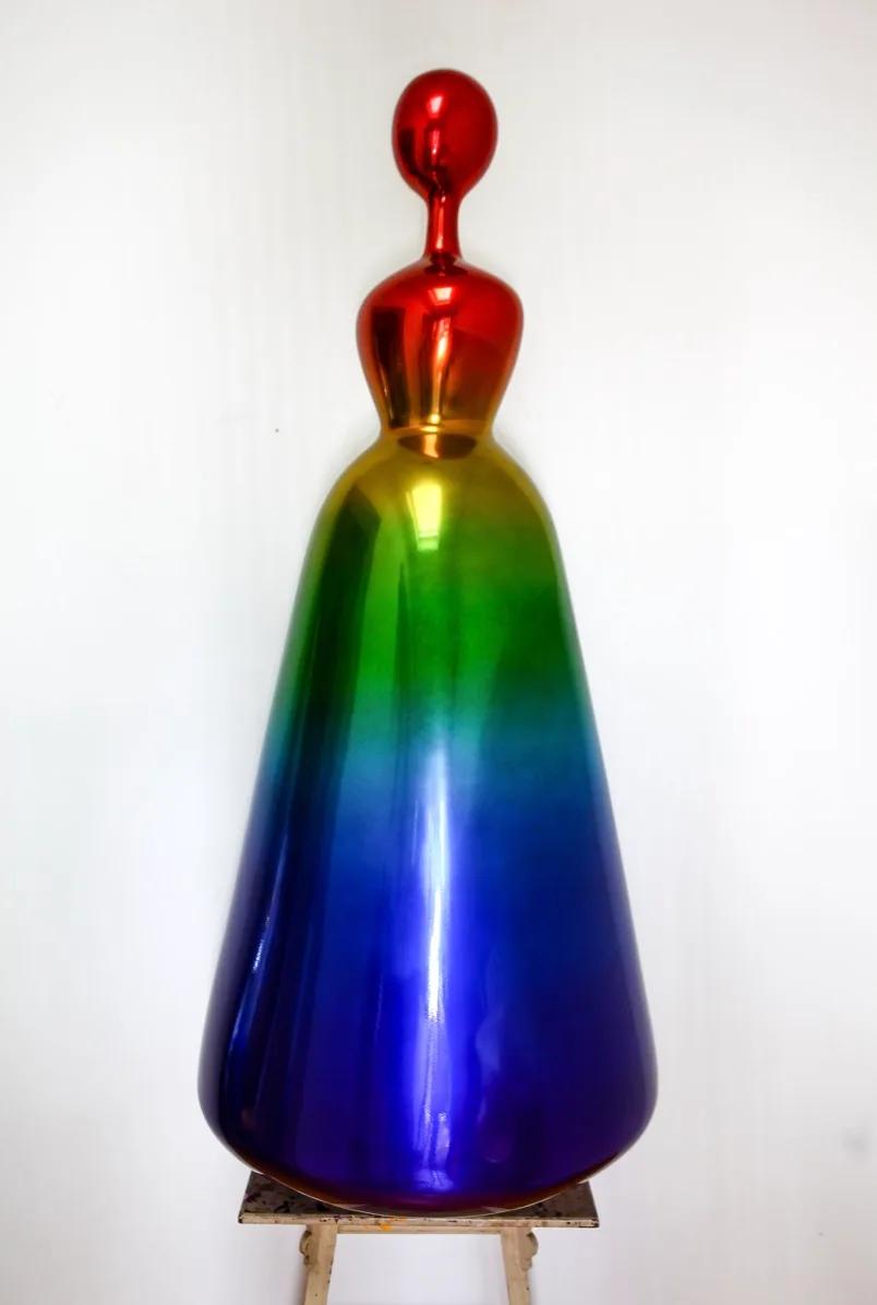 양순열, 〈Ottogi Chrome Rainbow (blue top)〉, 2022, Car paint on resin, 60x60x130cm